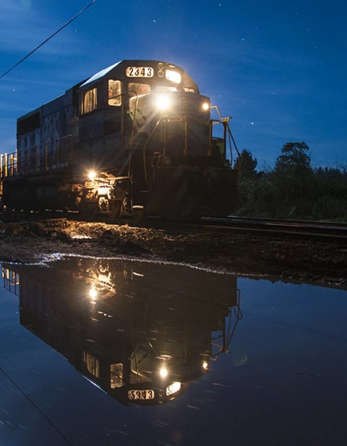 fotografia nocturna en estacion Inspecor Fernandez, region de la araucania-min